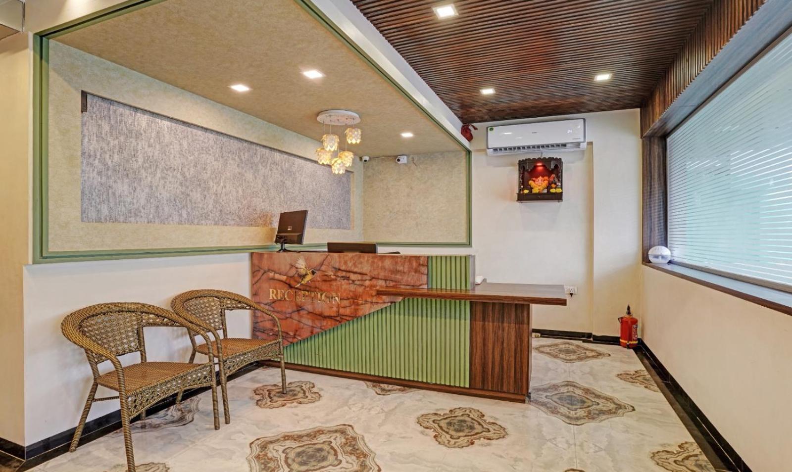 Glitz Hotels Golden Birds - Mahape, Navi Mumbai Exterior photo